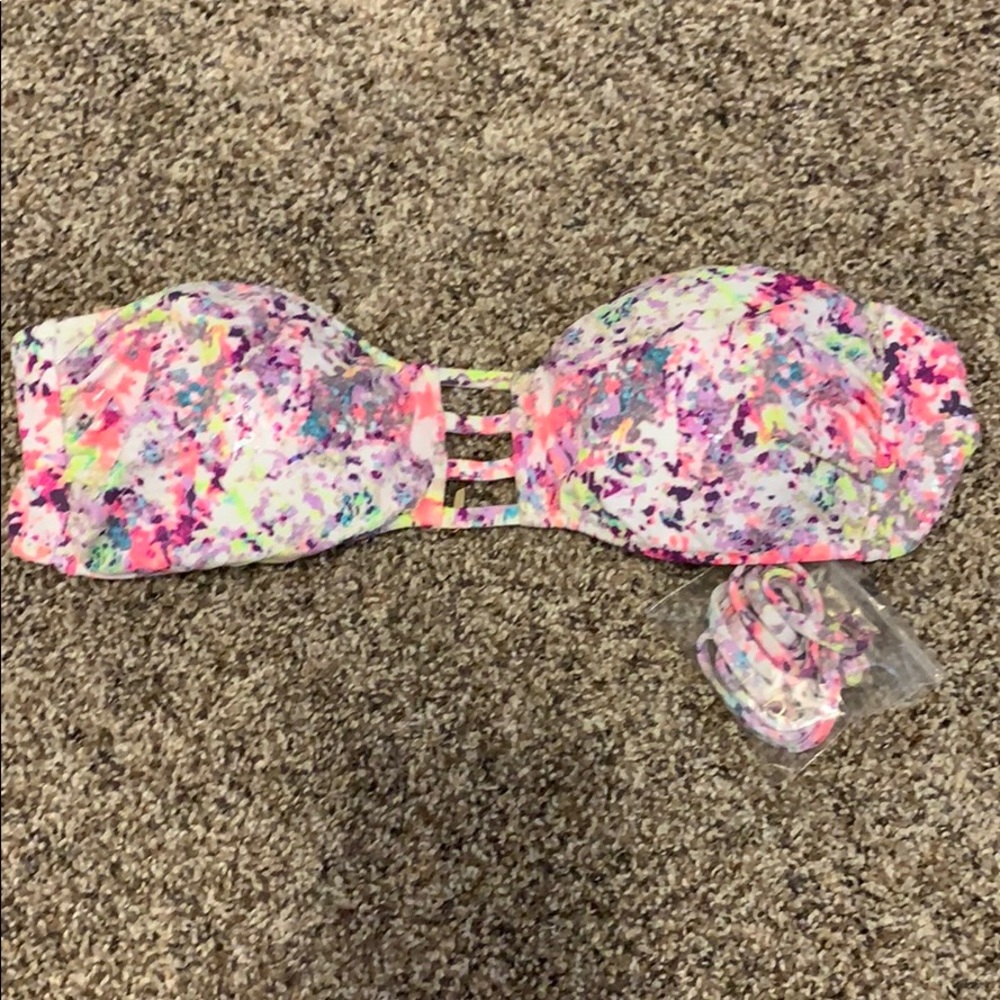 Brand new Victoria’s Secret swim top
